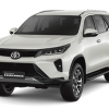 Trắng - 040 FORTUNER